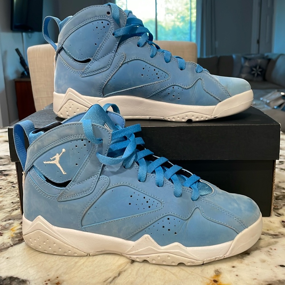 Jordan Kids High-Top Sneakers in Light Blue and White